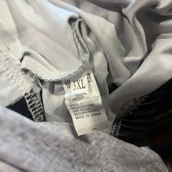 Dancing Skeletons Halloween Leggings‎ - Picture 3 of 3